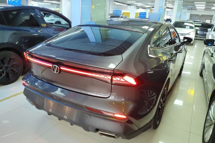 Used CHANGAN UNI-V 2024 1.5T Prestige Edition Rear Right 45 Deg