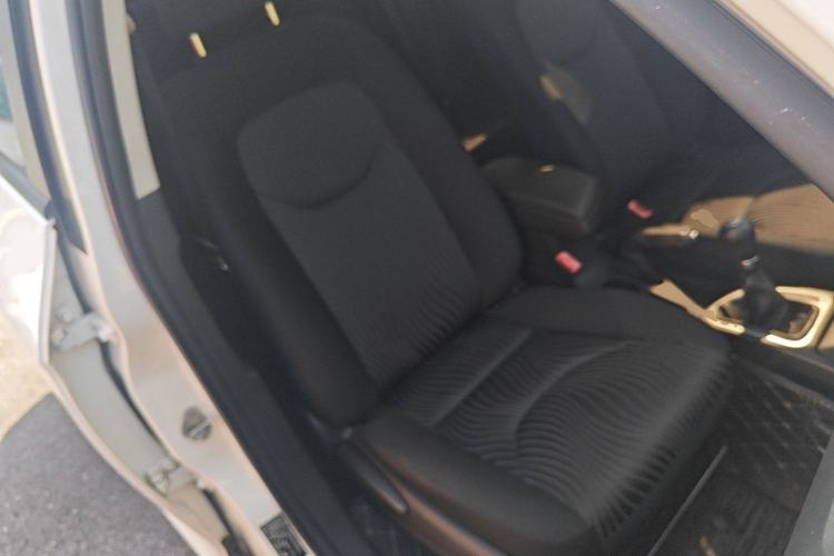 Used FAW Junpai D60 2015 1.5L Manual Comfort Model