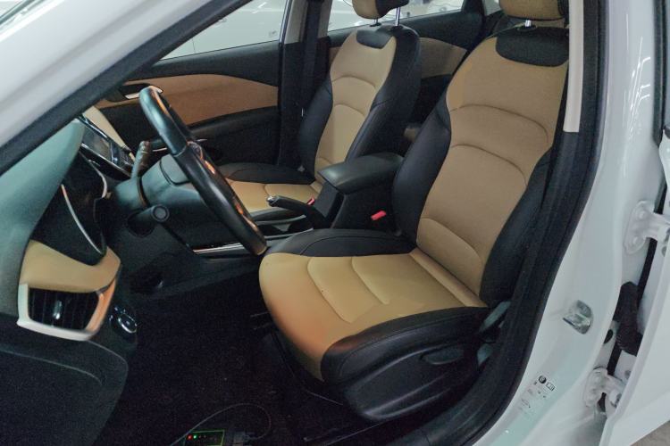 Used Chevrolet Monza 2020 320 Automatic Enjoyment Edition Left Front Seat