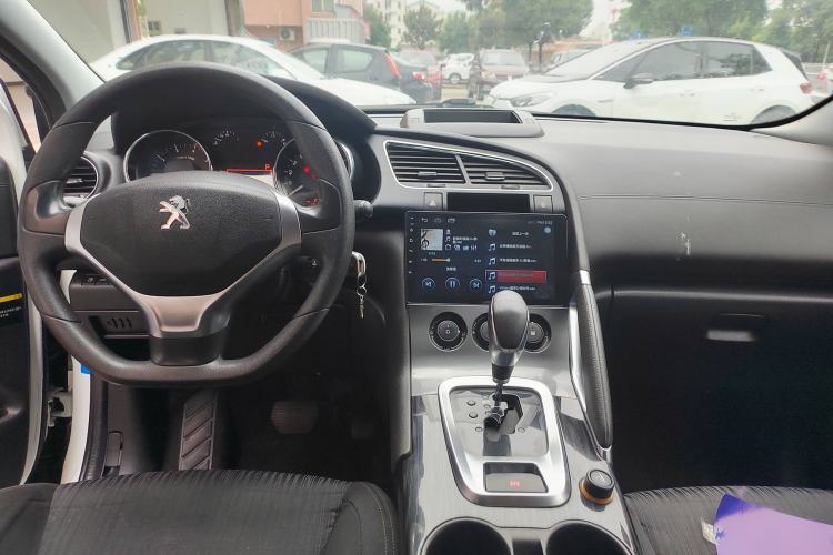 Used Peugeot 3008 2015 2.0L Automatic Classic Edition