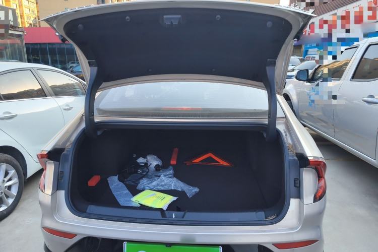 Used Wuling Xingguang 2024 Co-Creation Edition 510 Advanced Model