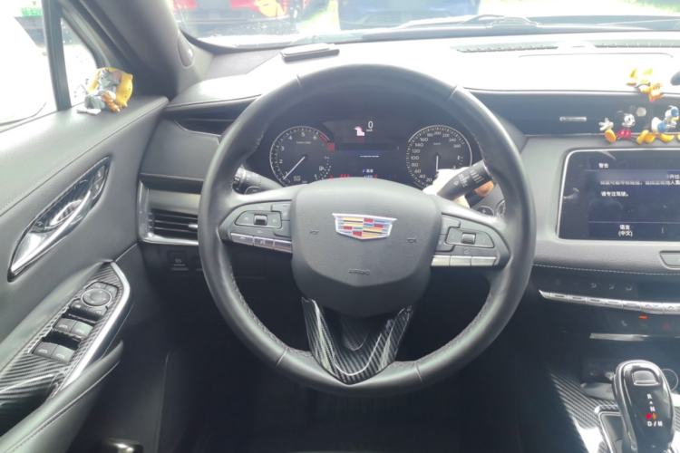 Used Cadillac XT4 2020 28T Two-Wheel-Drive Leading Version Steering Wheel