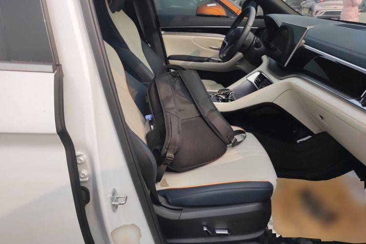 Used BYD Song PLUS New Energy 2023 Champion Edition DM-i 110KM Flagship PLUS
