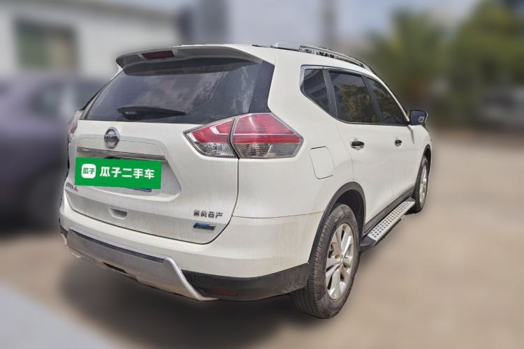 Used Nissan X-Trail 2015 2.0L CVT Comfort MAX Edition 2WD
