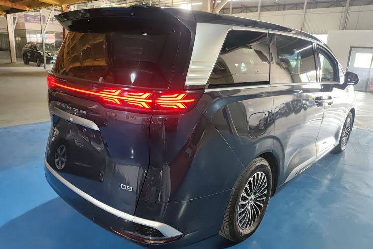 Used Denza D9 2022 DM-i 970 Four-Wheel Drive Prestige Model