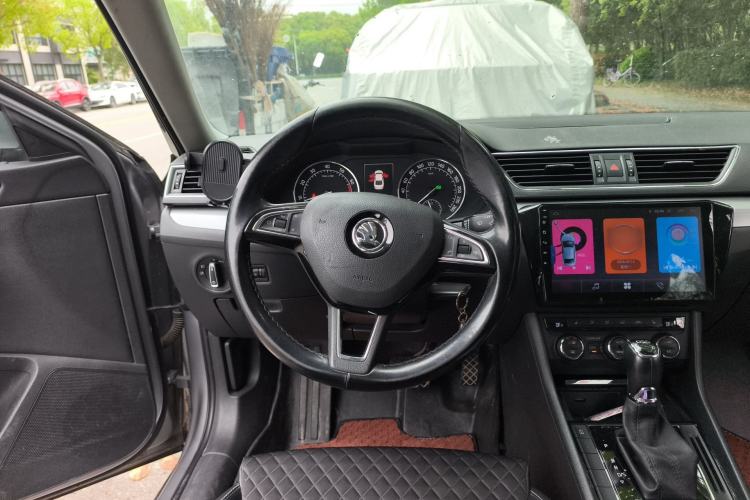 Used Skoda Superb 2016 TSI280 DSG Innovation Edition Steering Wheel