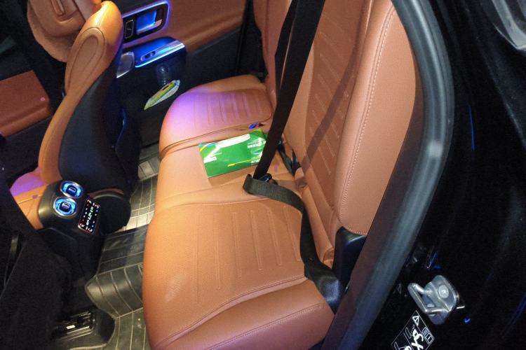 Used Mercedes-Benz GLC 2023 GLC 300 L 4MATIC Luxury 7-Seater
