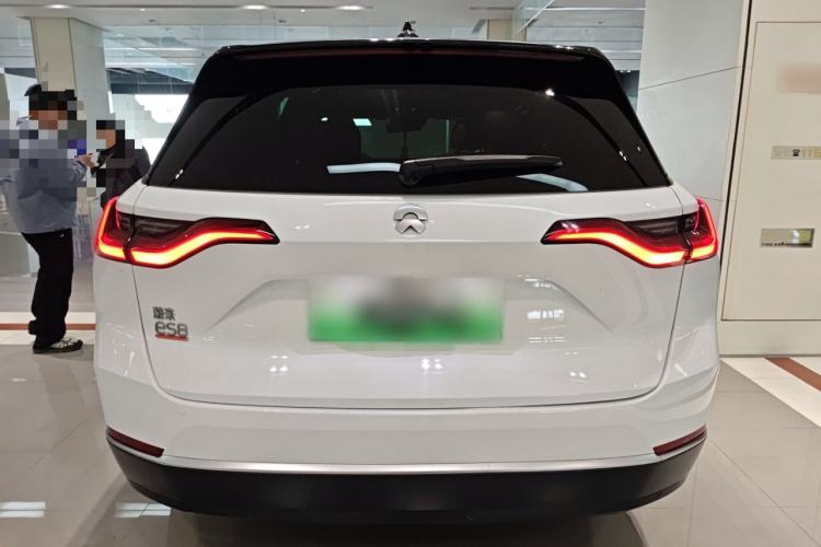 Used Nio ES8 2020 580 km Range Six-Seater Version Rear