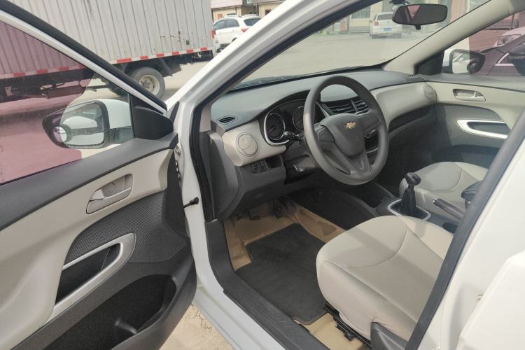 Used Chevrolet Sail 2015 Sail 3 1.5L Manual with Ideal Sunroof Edition
