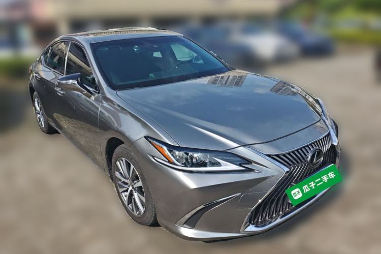 Used Lexus ES 2020 200 Excellence Edition
