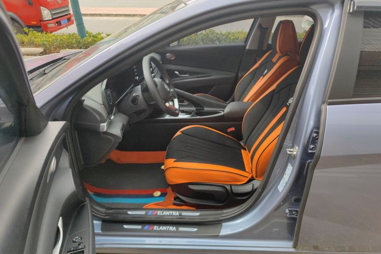 Used Hyundai Elantra 2023 1.5L CVT GLS Leading Edition
