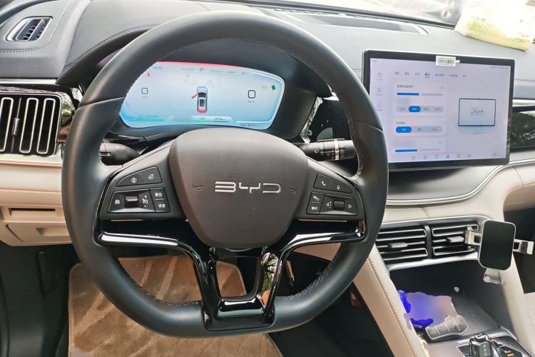 Used BYD Song PLUS New Energy 2024 Honor Edition EV 520km Premium Model