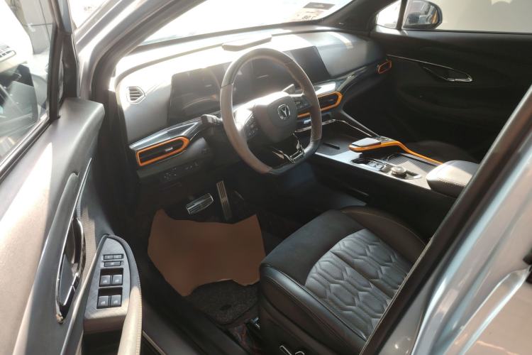 Used Changan UNI-T 2022 1.5T Sport Edition Flagship Version
