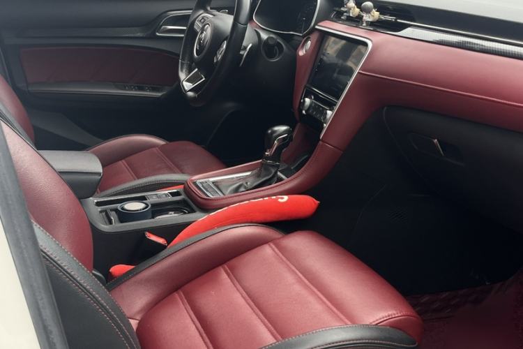 Used MG 6 2019 20T Automatic Trophy 10th Anniversary Edition Interior 2