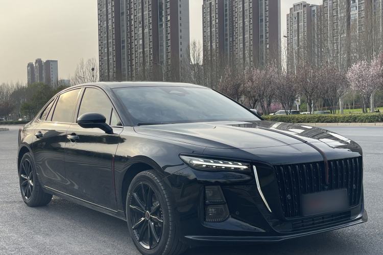 Used Hongqi H5 2025 2.0T Automatic Xuan Ying Edition
