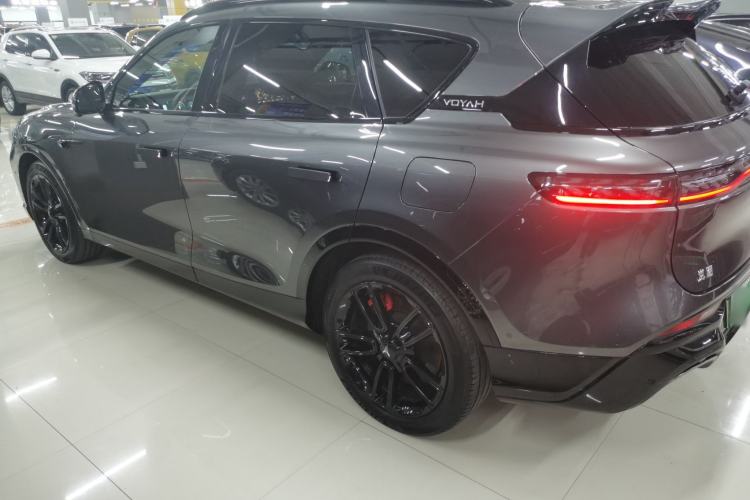 Used VOYAH FREE 2025 318 318 km Rear-Drive Touring Edition