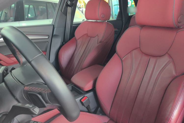 Used Audi Q5L 2022 40T Fashionable and Dynamic Model