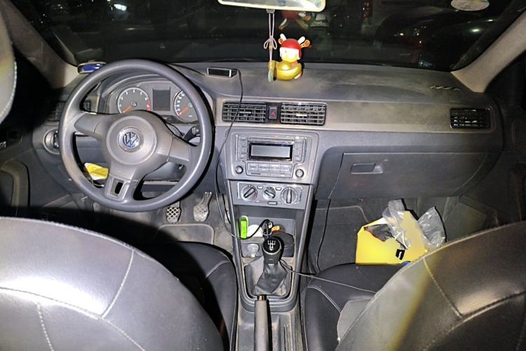 Used Volkswagen Santana 2013 1.6L Manual Comfort Edition
