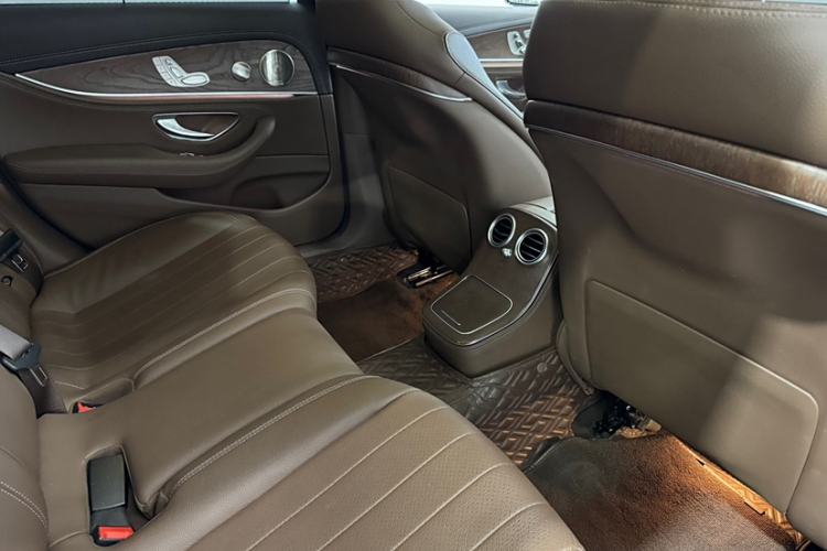 Used Mercedes-Benz E-Class 2023 Updated E 300 L Luxury Edition