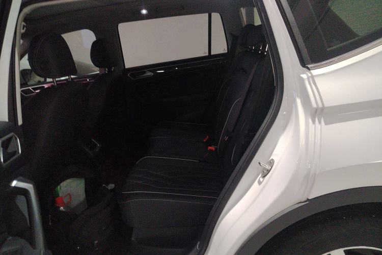 Used Volkswagen Tiguan L 2024 330TSI Automatic Two-Wheel Drive R-Line Enhanced Edition