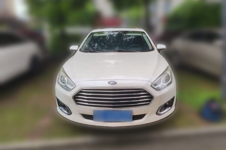 Used Ford Escort 2015 1.5L Automatic Fashion Model Front