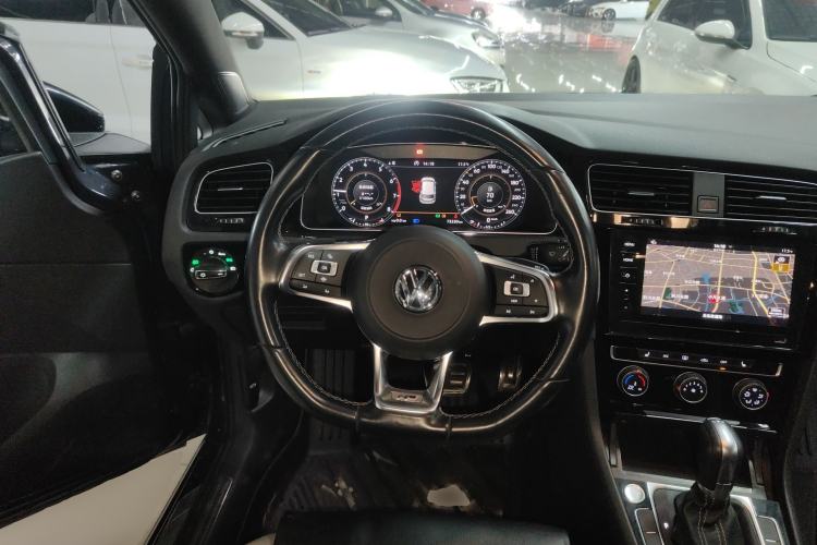 Used Volkswagen Golf 2020 280TSI DSG R-Line Version