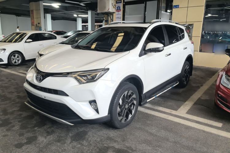 Used Toyota RAV4 2016 2.5L Automatic 4x4 Elite Edition
