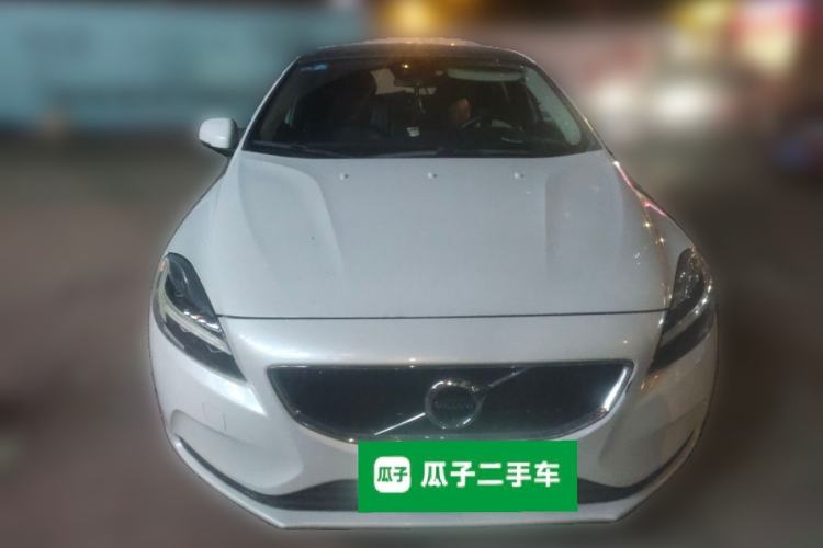 Used Volvo V40 2017 T3 Zhiyi Edition