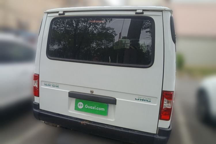 Used JMC Transit 2019 2.8T Commercial Version Short Wheelbase Low Roof 6-Seater China VI Emission Standard JX493