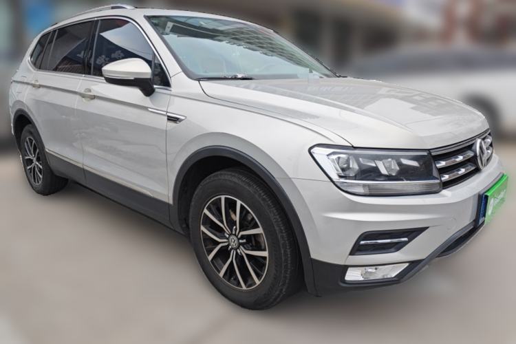 Used Volkswagen Tiguan L 2017 330TSI Automatic Two-Wheel Drive Luxury Edition