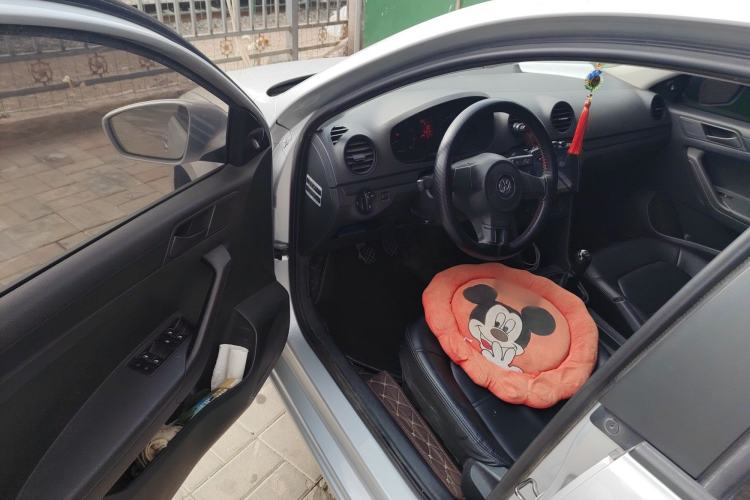 Used Volkswagen Jetta 2013 1.4L Manual Fashion Model
