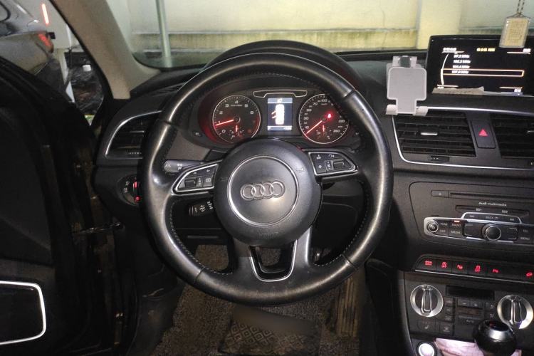 Used Audi Q3 2013 40 TFSI quattro Luxury Model
