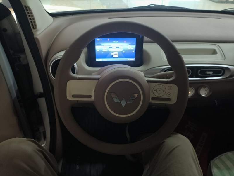 Used Wuling Hongguang MINIEV 2025 Four-Door Version Advanced Edition — 10
