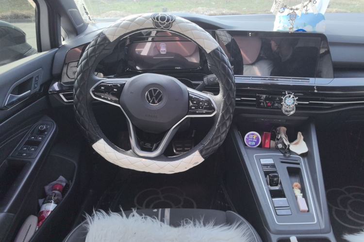 Used Volkswagen Golf 2023 280TSI DSG R-Line Lite Steering Wheel