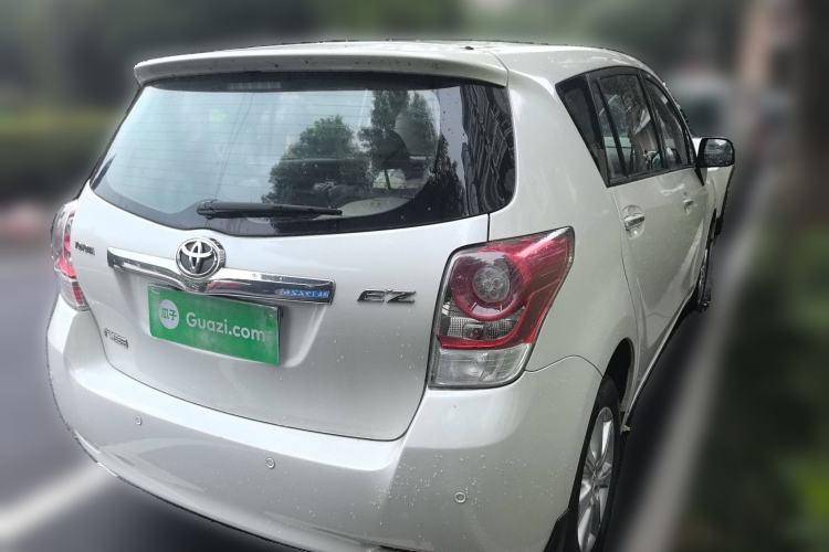 Used Toyota Verso 2014 Starlight 180E CVT Elite Edition
