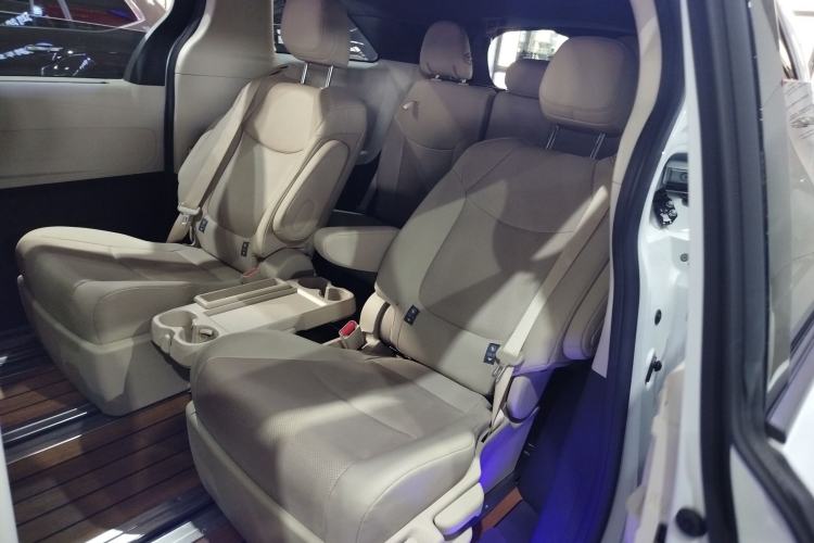 Used Toyota SIENNA 2021 2.5L Hybrid Luxury Edition