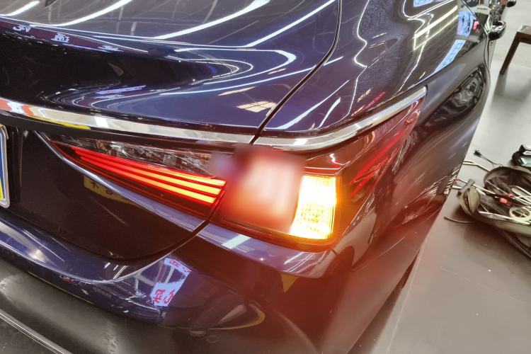 Used Lexus ES 2023 200 Excellence Edition