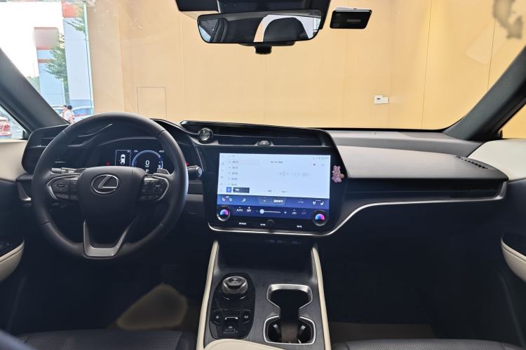 Used Lexus RZ 2023 300e Long-Range Indulgence Edition
