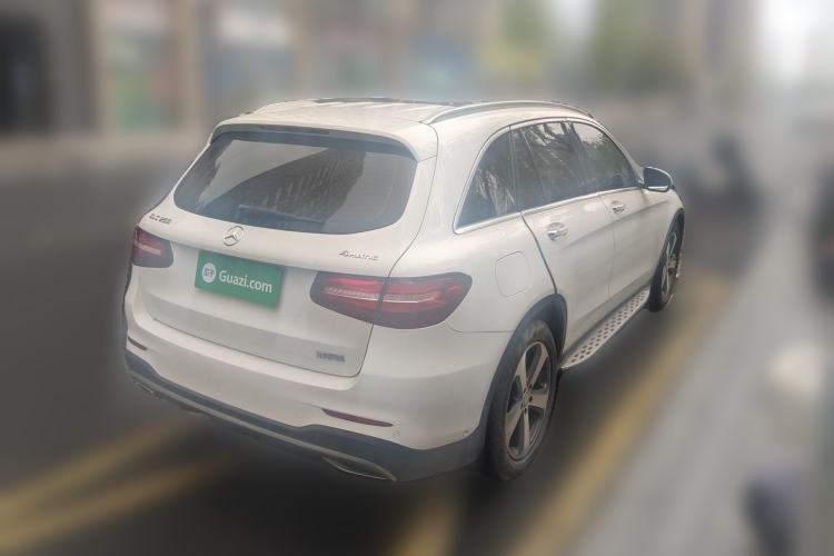 Used Mercedes-Benz GLC 2017 GLC 260 4MATIC Luxury Model Rear Right 45 Deg