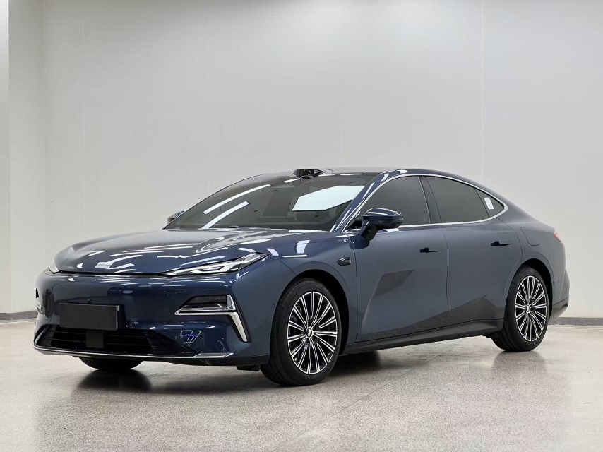 Geely Galaxy 8 2025 130km EM-P Starship Edition — снимка 12