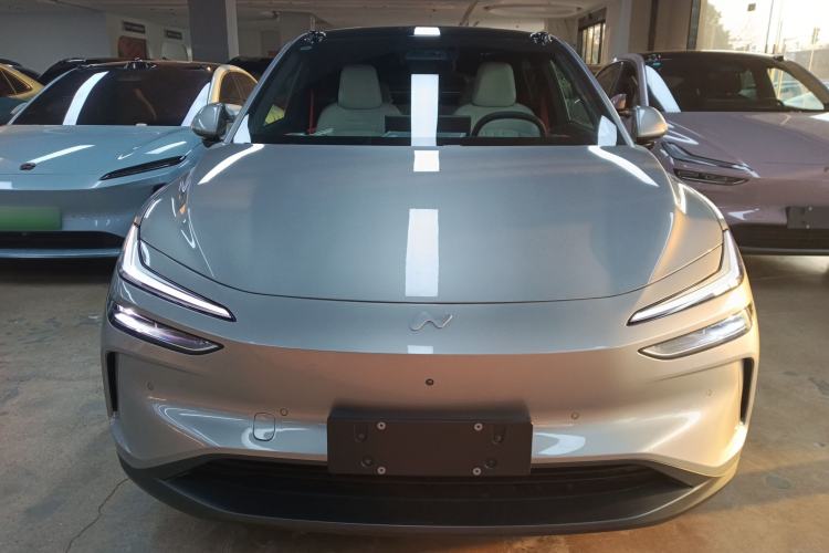 Used ONVO L60 2024 60 kWh All-Wheel Drive
