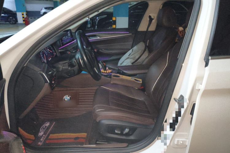 Used BMW 5 Series 2019 Updated 530Li xDrive Luxury Package Left Front Seat