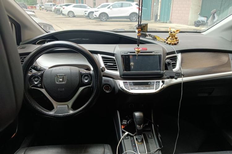 Used Honda Jade 2014 1.8L CVT Luxury Edition 5 seats