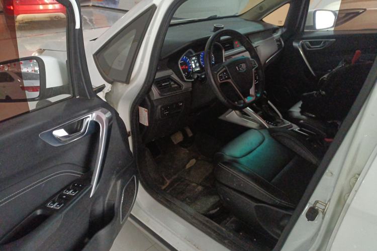 Used Geely Auto Vision X3 2017 1.5L Automatic Elite Model Driver Seat