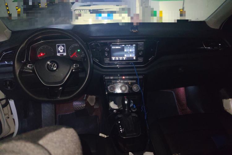 Used Volkswagen T-ROC 2018 280TSI DSG Two-Wheel-Drive Comfort Version China V Standard
