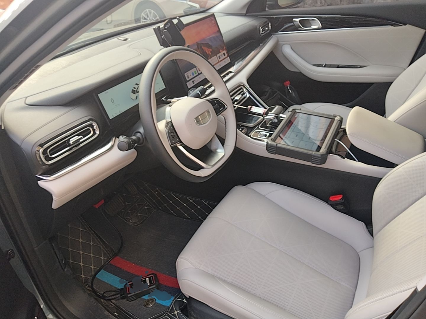 Geely Auto Emgrand 2026 Model 5th Generation 1.5L CVT Prestige Edition — снимка 17