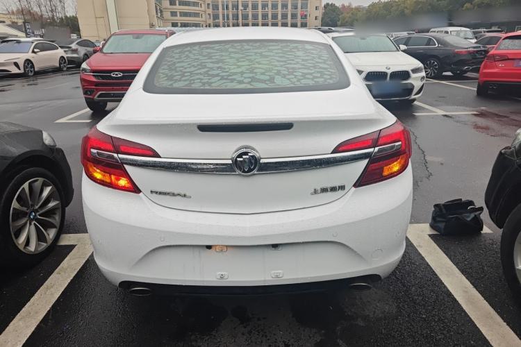 Used Buick Regal 2015 2.0L Leading Fashion Edition