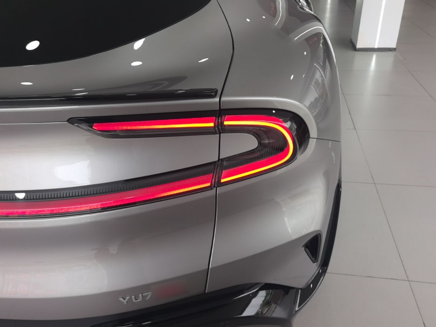 Xiaomi Auto YU7 2025 Ultra-Long Range High-Performance All-Wheel-Drive Max Edition — снимка 9