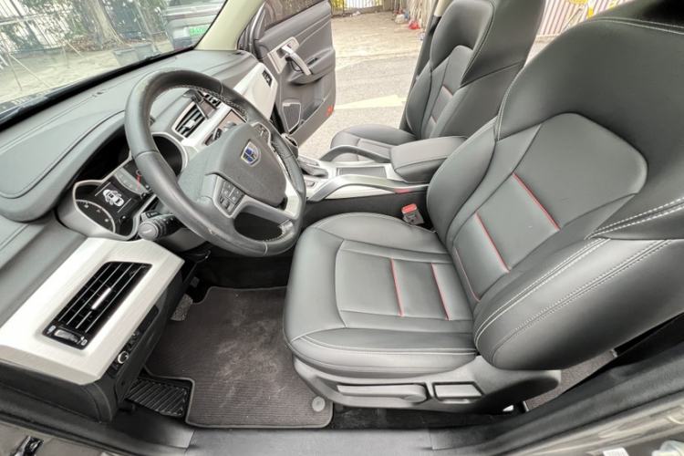 Used Geely Auto Emgrand X7 Sport 2018 1.8TD Automatic Two-Wheel Drive Zhiya Model