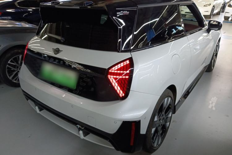 Used MINI Electric COOPER JCW 2025 JOHN COOPER WORKS